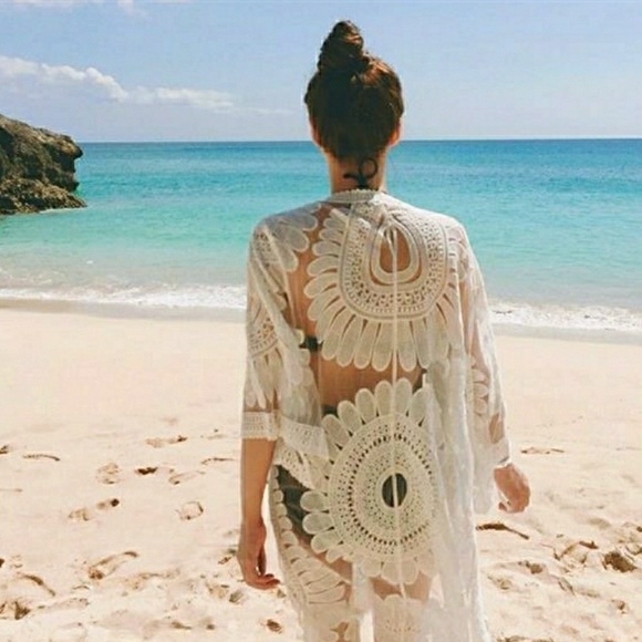 ✔ONLY 1 LEFT✔-NWT- BOHO WHT  LACE COVER-UP/ KIMONO - Picture 2 of 6